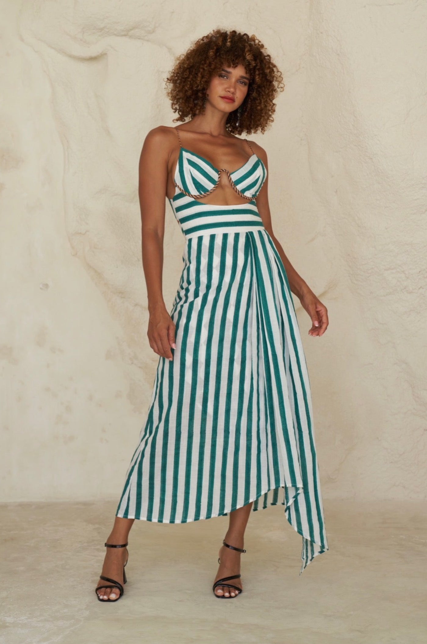 Green Lungi Dress MO MAYA Green Lungi Dress MO MAYA