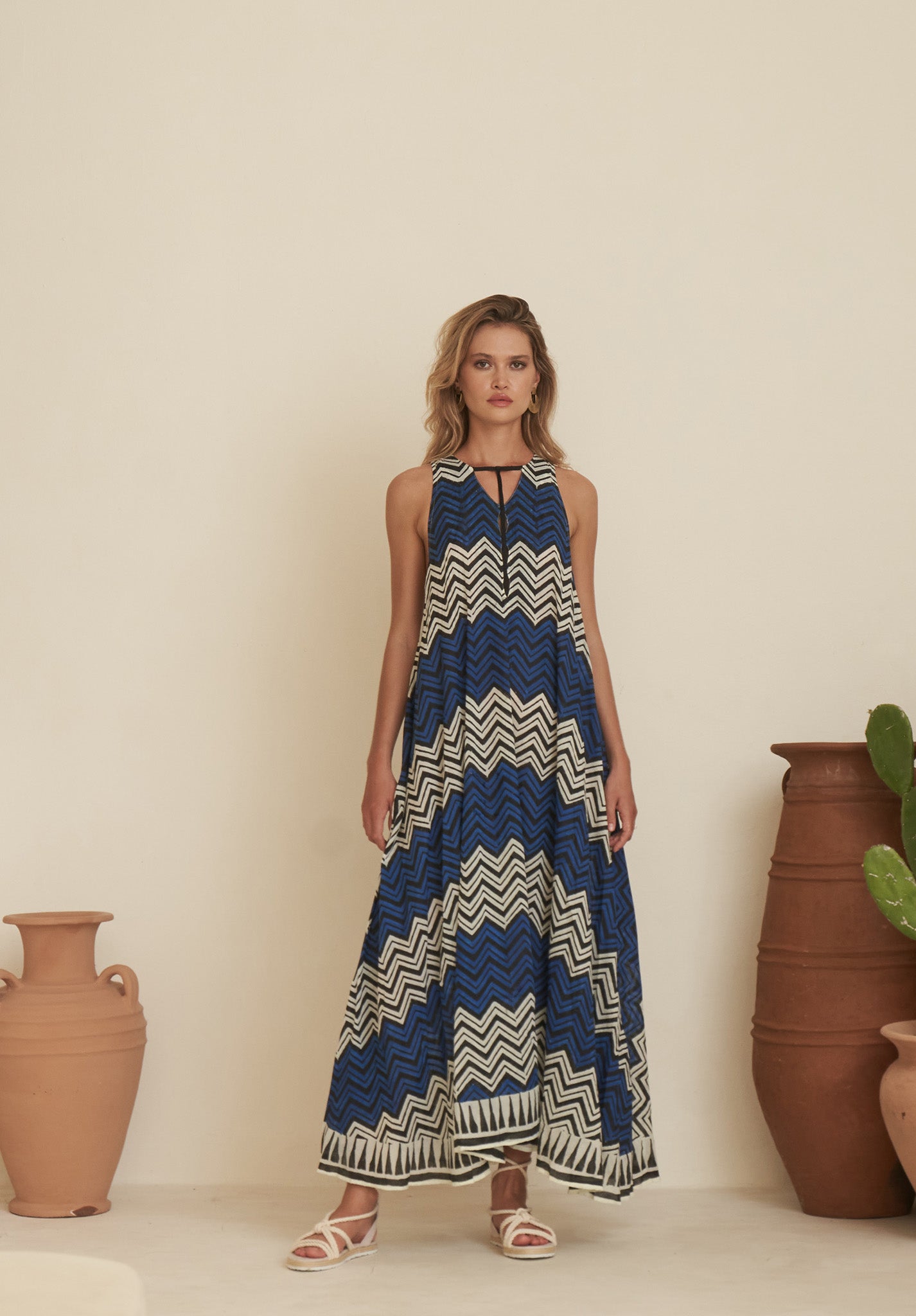 Chevron Backless